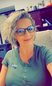 Julie Wilmoth's Instagram, Twitter & Facebook