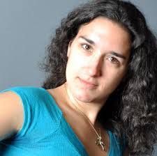 Lori Palmer's Instagram, Twitter & Facebook