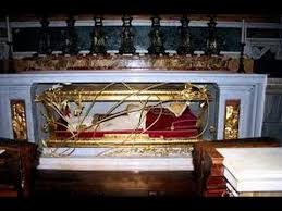 Excavations of the vatican necropolis. Tomb And Coffin Of Pope John Paul Ii And Panaromic View Of St Peter S Basilica Rome Italy Hd Youtube