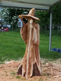Pin By Julie Zimmerman On Tree Carvings Wood Carving Art Chainsaw Wood Carving Tree Carving