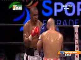 Poiché boxe richiede atleti di esercitare una notevole quantità di energia in un breve lasso di tempo, pugili professionisti dovrebbero includere carboidrati complessi nella loro dieta quotidiana. Allenamento Di Un Pugile Per Un Titolo Italiano Project Invictus