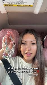 Allison Avery's Instagram, Twitter & Facebook