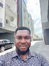 Men, when a woman smiles at you and says: "You make me so happy," she's  setting you up for problems. I shall explain. When a woman says: "you make  me so happy,"