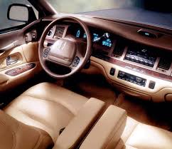 1997 Lincoln Town Car Signature Series Lincolnmotorcar Showcase Badwf On Instagram The Digital Instr 1997 Lincoln Town Car Lincoln Town Car Lincoln Cars