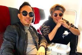 He is the first son of the minangkabau nomads, halilintar anofial asmid (father) and lenggogeni faruk. Parents Will Not Attend The Akad Nikah Atta Halilintar With Aurel Hermansyah Netral News