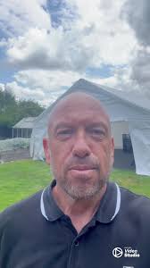 Neil Howard (@neil.howard69)