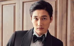 Nhan sắc cực phẩm của mẹ ruột diễn viên Đình Tú