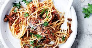 Beef Beer And Bacon Spaghetti Spaghetti Recipes Recipes Food