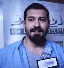 اشتهر في الستينيات بأدوار الولد الشقي، واتجه للإخراج في السبعينيات حيث أخرج عدة أفلام مثّل في بعضها وشاركت في بطولة معظمها زوجته شمس البارودى. Ø¹Ù…Ø±Ùˆ ÙŠÙˆØ³Ù ÙˆÙŠÙƒÙŠØ¨ÙŠØ¯ÙŠØ§