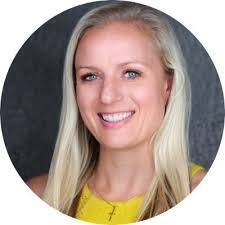 Leah Usher's Instagram, Twitter & Facebook