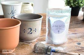 I wasn't able to find one on craigslist list and no one i knew was willing to let go of theirs. Transform Any Pot Into Charming Vintage Crock Plant Pots With This Stencil