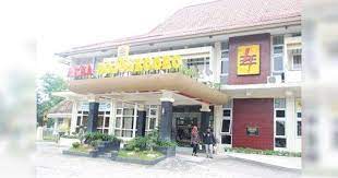 Sebelah utara dengan kecamatan kalitidu, sebelah timur dengan kecamatan dander, sebelah selatan dengan kecamatan bubulan dan sebelah barat dengan kecamatan ngambon. Pln Jamin Pasokan Listrik Di Bojonegoro Aman Selama Ramadan Beritabojonegoro Com