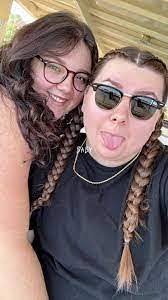 Ashley Reuer's Instagram, Twitter & Facebook