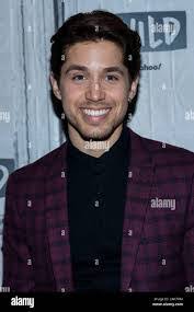 Rachel Whidden's Instagram, Twitter & Facebook