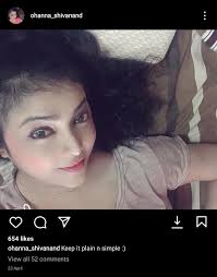 Actrice populaire de télévision et de cinéma, Shilpa Anand ne semble pas  être dans une bonne situation. Ses messages et ses accusations semblent  inquiétants. Elle a l'air très différente sur ces selfies. :