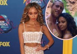 Candy hemphill christmas is gorgeous and could have any man she wants. Riverdale Star Vanessa Morgan S Husband Files For Divorce Just Days After Pregnancy News Perez Hilton