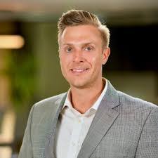 Jerry Straub's Instagram, Twitter & Facebook