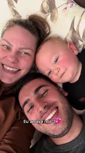 Elaina Silva 4 Familias