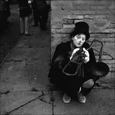 Black And White Sad Pictures 120 Amazing Black And White Photographs Black And White Portraits Black And White Photographs Black And White Photography