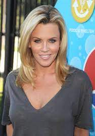 Jenny Mccarthy Medium Curls Jenny Mccarthy Hair Medium Length Hair Styles Hairstyle