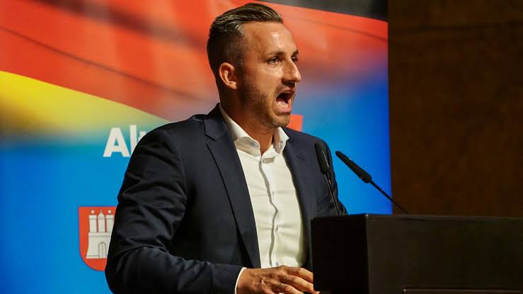 Sachsen-Anhalt - AfD will im Fall einer Regierungsübernahme hunderte  Behörden-Stellen neu besetzen