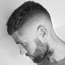 In this tutorial we show you how to get a basic barber cut with the details of a hairdresser. Men S Crew Cut Haircut Echte Mannen Kapper Barbershop Facebook