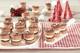 Vanille Macarons Von Pastetenkonig Chefkoch Rezept Nutella Produkte Fingerfood Desserts Weihnachtsrezepte