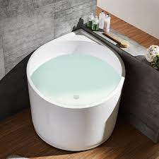 Baignoire balnéo d'angle en forme de coeurne vous fiez pas aux apparences, sa taille n'a qu'un seul objectif. Chine Nouveau Design De Petite Taille Petit Espace De Trempage Profonde Baignoire A Remous En Acrylique Q173 Acheter Un Bain A Remous Sur Fr Made In China Com