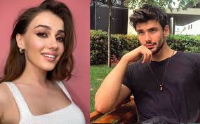 Jun 30, 2021 · ünlü oyuncu ayşegül çınar gece saatlerinde beyoğlu'nda bir otelin restoranında sevgilisi ile tartışma yaşadı. Aqxkovijdbo Jm