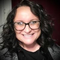 Stacy Beardsley's Instagram, Twitter & Facebook