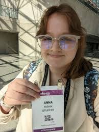 Lucy Suarez's Instagram, Twitter & Facebook