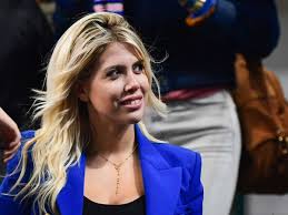 Once good friends, mauro icardi and maxi lópez are now enemies because icardi stole. Maxi Lopez Accuses Wanda Nara Of Putting Their Kids At Risk By Relocating To Italy Irish Mirror Online