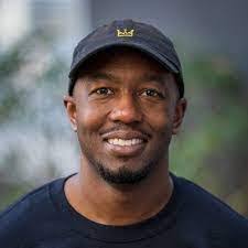 Patrick Dildine's Instagram, Twitter & Facebook