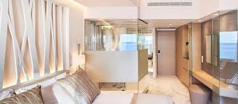 The natural landscape, imposing buildings, ancient towns and picturesque villages meet amazing beaches, fashion boutiques, top restaurants, and dance clubs. Rodos Palace Hotel Atlas Concorde