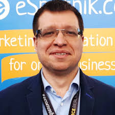 The Rise of Chat GPT in Online Media: Pros and Cons