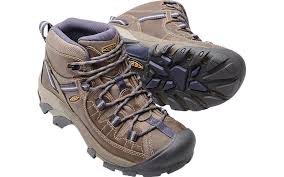 6 best hiking boots shoes for bunions