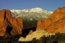 Garden Of The Gods I Drive By This Every Day I M Blessed Desert Places Colorado Travel Favorite Places