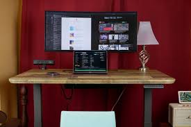 For this article we will be looking into the simple desk setup. Home Office Setup Guide 45 Must Haves Ideas For Working From Home Ars Technica