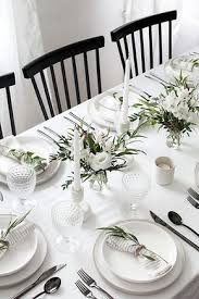 3 conseils pour realiser une table de noel naturelle blanche et fraiche noel noel2017 tabledenoel decoden set de table table de noel table de thanksgiving