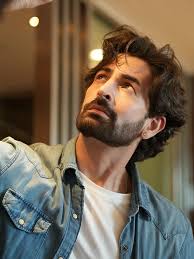 Same moment, different year, same Sparkle ❤️🧿🧿 Top image- the year we met  Below image