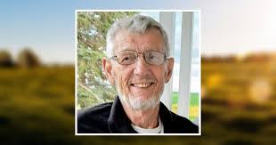 Robert Lyness's Instagram, Twitter & Facebook