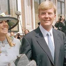 Aunque duela decirlo, hay que seguir viviendo, estar en casa y llorando no es lo mejor. The Controversy Behind How Queen Maxima Met King Willem Alexander 9honey