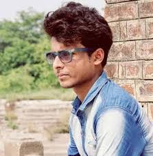 Robin Raya's Instagram, Twitter & Facebook