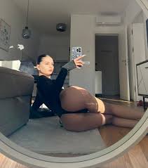 Saraa on X: t.coIV9oPynH7H 🫣 t.coZa6CrCKuw3  X