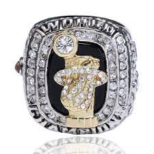 Miami Heats Mvp Lebron James First Nba Championship Ring Replica Souvenir 20 99 Jewelry Xiufensh Nba Championship Rings Championship Rings Bracelets For Men
