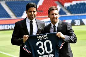 The sporting director, leonardo, made a direct approach to messi's father, jorge, and the player's lawyers. Vuv7w5ighmnt6m