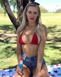 Hottest pictures of paige spiranac. Pin On Http Freakybuddy Com Https I Imgur Com 1gokdsm Jpg Paige Spiranac