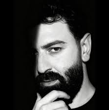 معين شريف: الفن الخالي من قضية محقة فن فارغ تافه كأصحابه... "الفن الساكت عن  الحق شيطان ناطق"