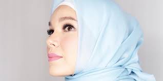 Senja itu aku baru pulang dari praktikum kimia. 7 Cara Memakai Jilbab Modis Dan Modern Dengan Tutorial Plus Gambar Merdeka Com