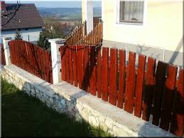 Deszkakerites Szelezetlen Akac Fakerites Antik Butor Egy Holzzaun Zaun Gartenbrunnen